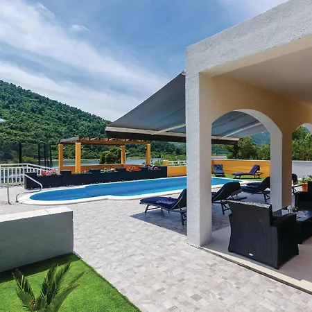 Three-bedroom In