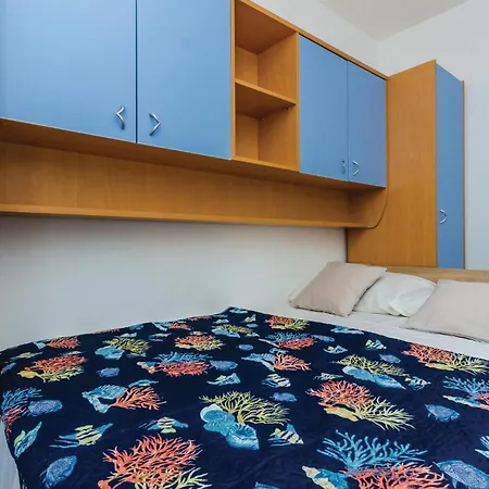 Three-bedroom In Feriehus *