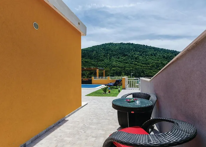 펜션 Three-bedroom In *