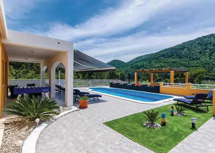 Three-bedroom In 펜션 스톤